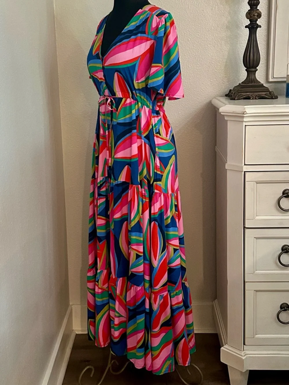 White Closet Elements Abstract Multicolor Floral Maxi Dress Pink Blue Size Small - Picture 2 of 11